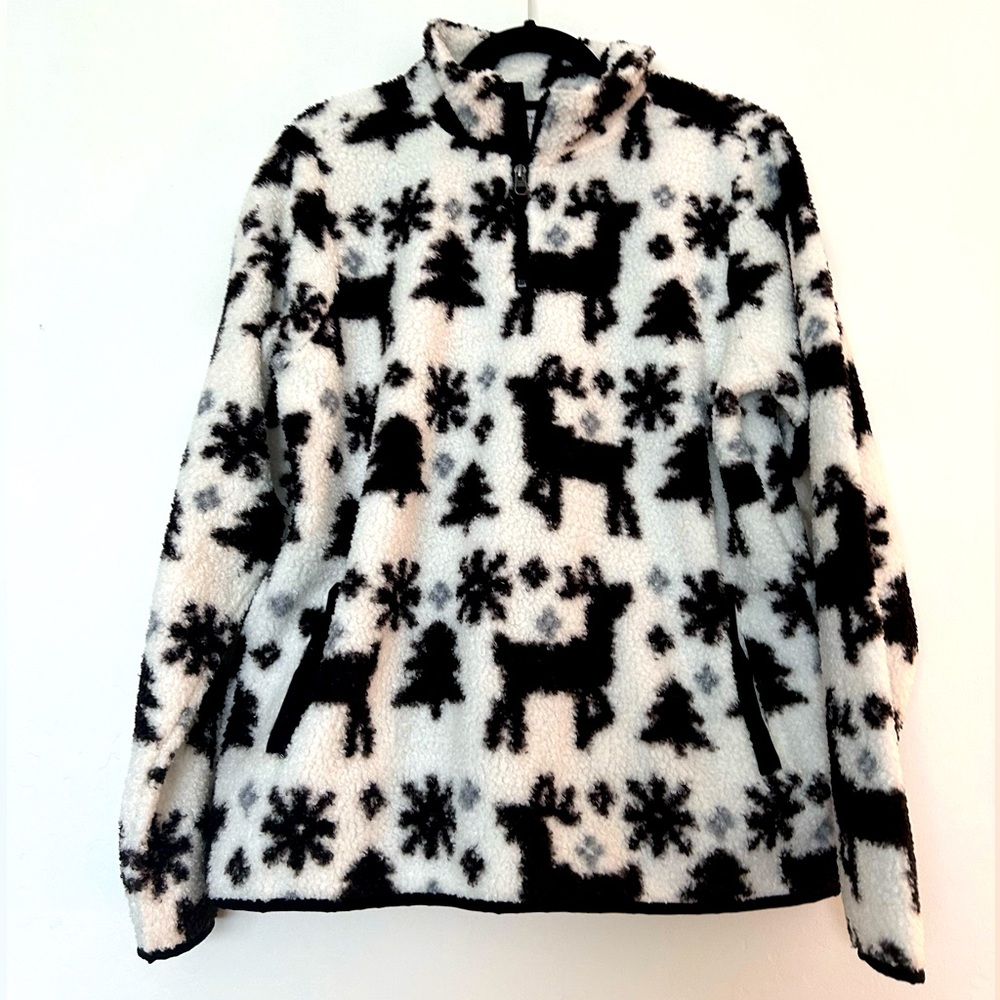 Vera Bradley Teddy Fleece Pocket Pullover Nordic Deer